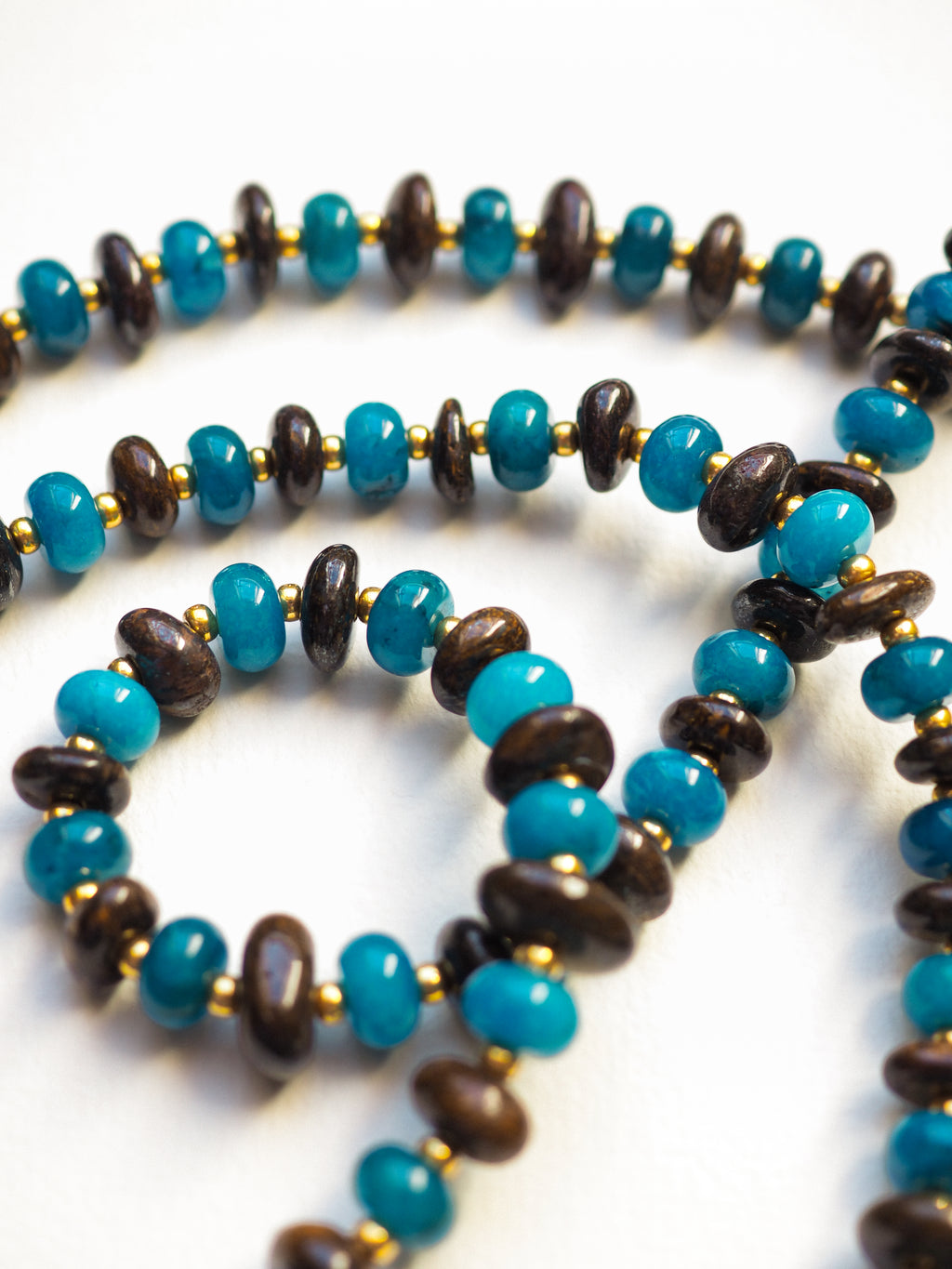 TEAL ORBIT – Perlenkette