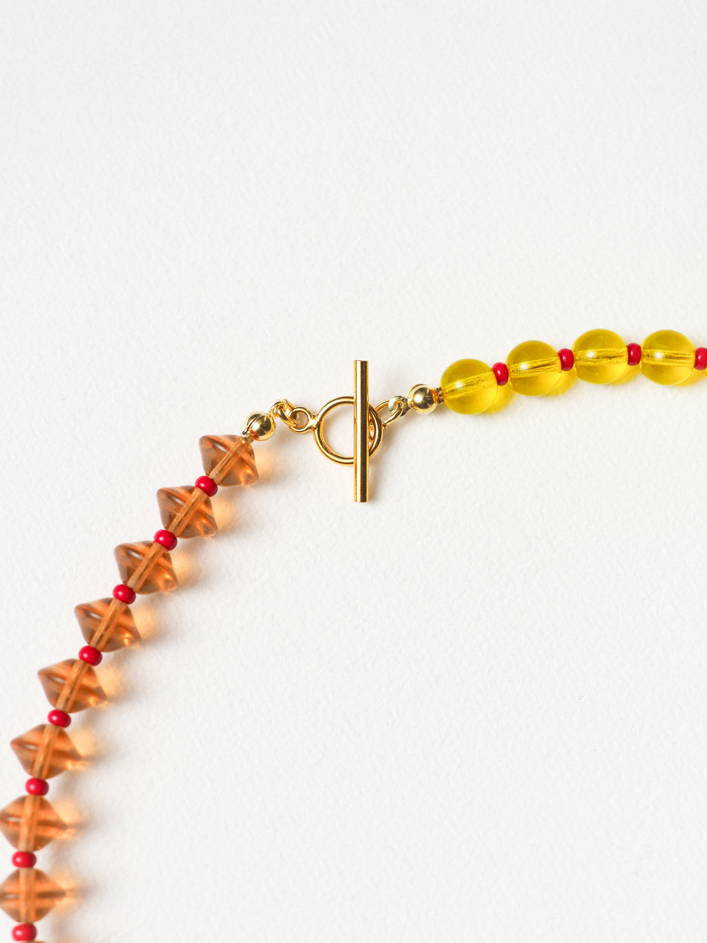 GOLDEN HOUR – Perlenkette
