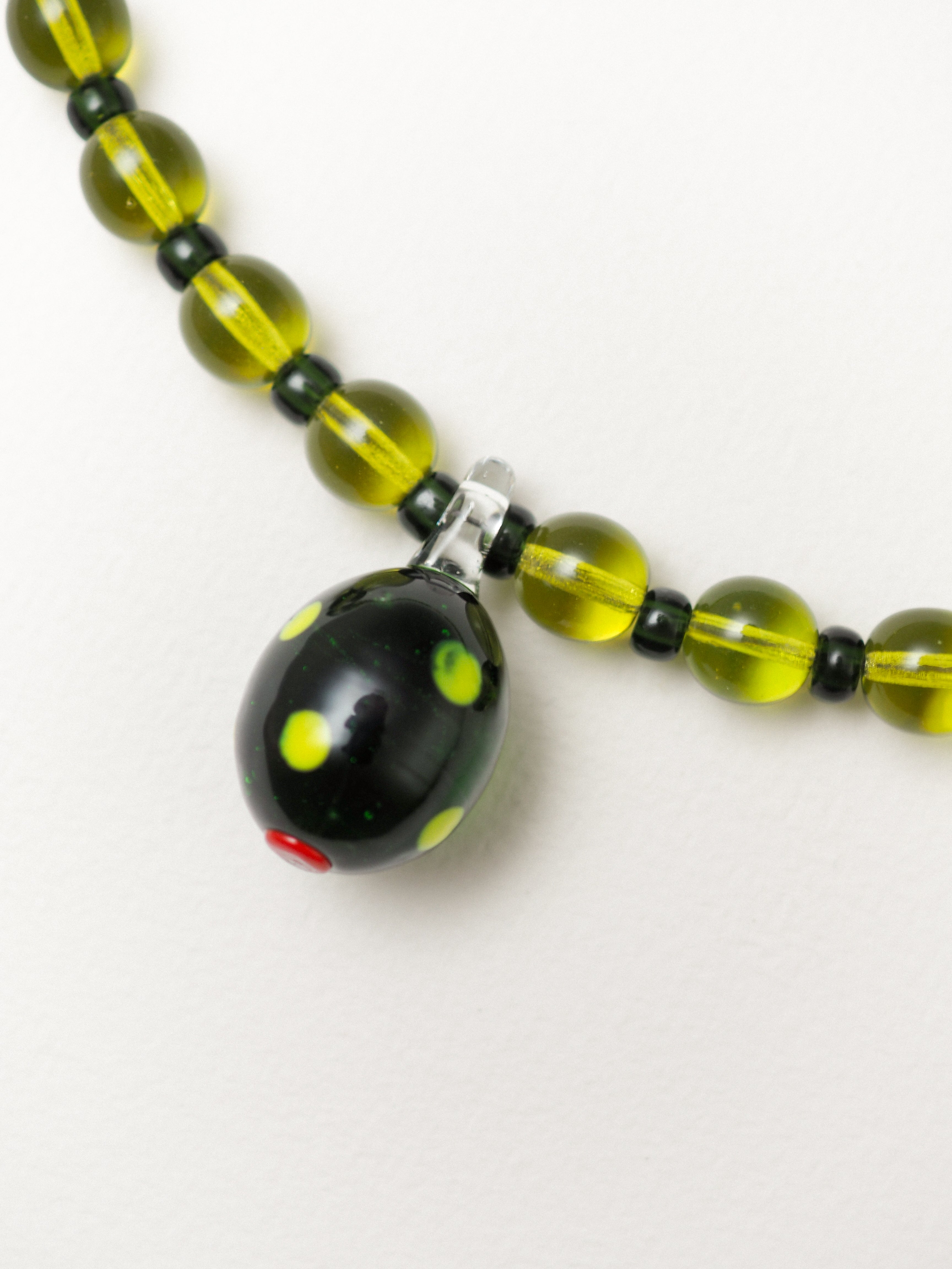 OLIVE 02 – Perlenkette
